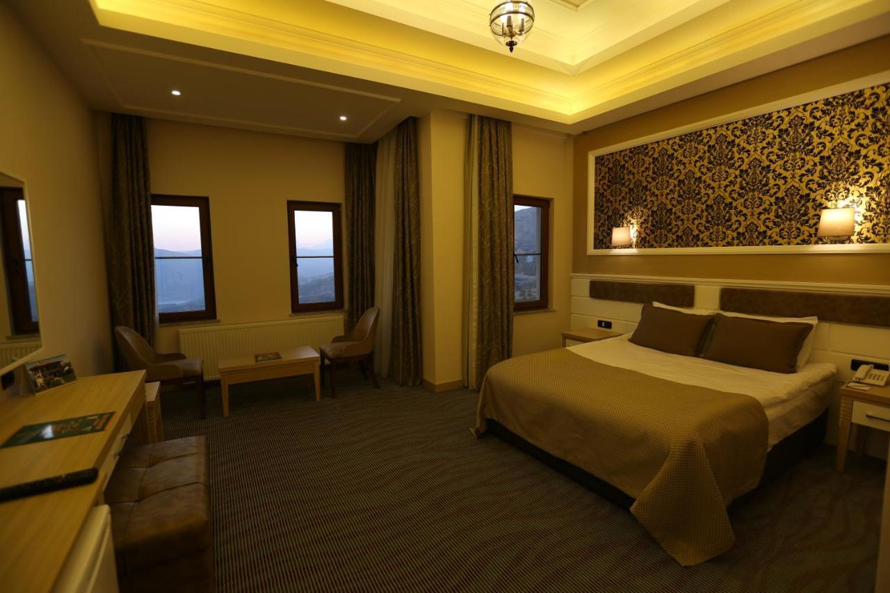 Ermenek Selcuklu Otel ภายนอก รูปภาพ