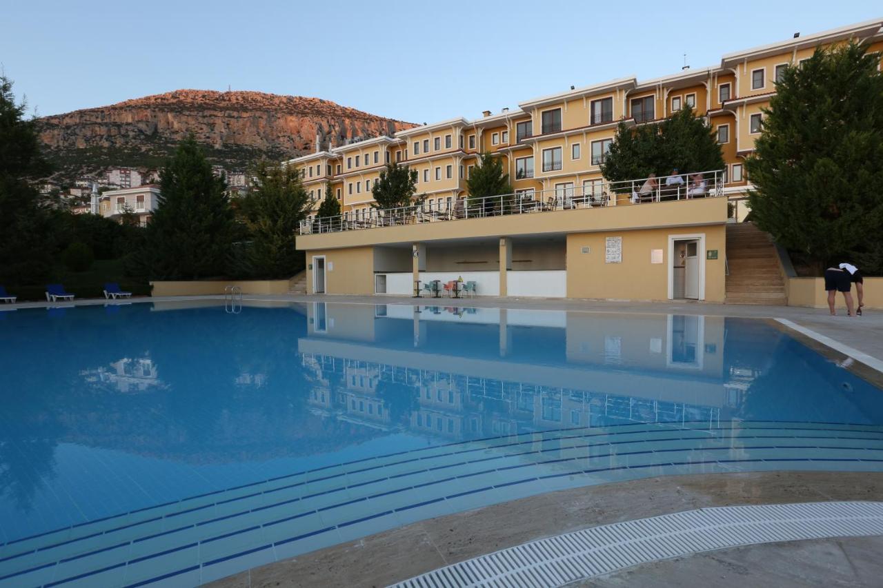 Ermenek Selcuklu Otel ภายนอก รูปภาพ
